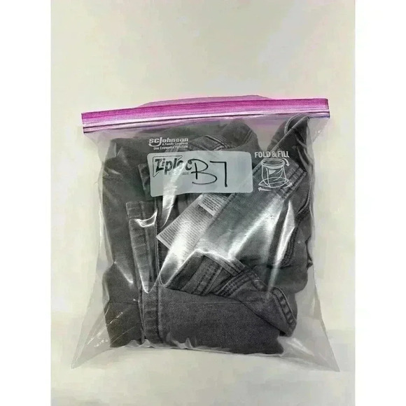 Black Distressed Levi’s Size 14‎ Skinny Stretchy Comfortable - Picture 8 of 8